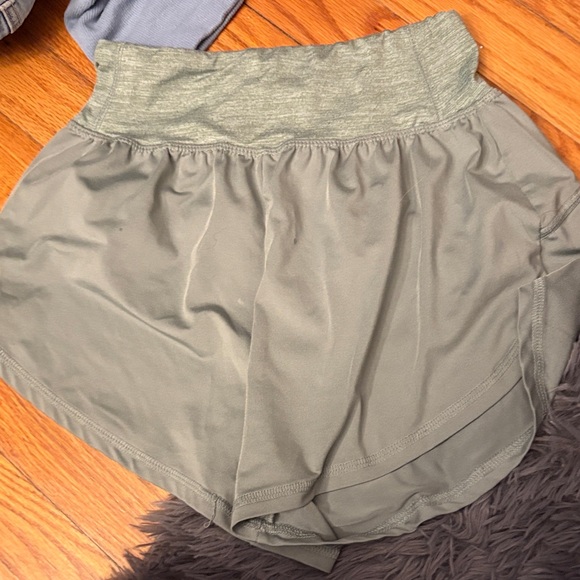 Old Navy Pants - Old Navy Sage Green Women's Athletic Shorts